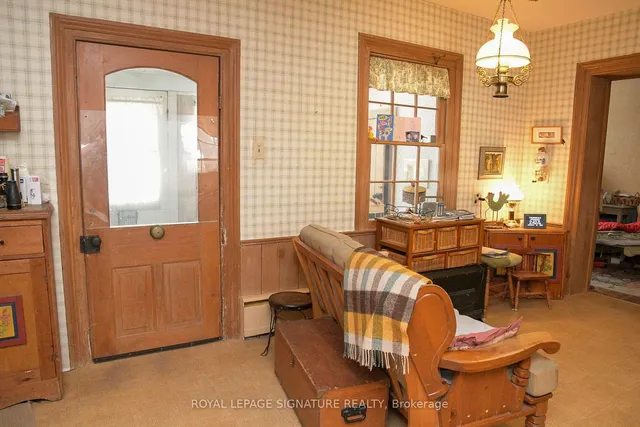 Additional property image - 6115 Eighth Line
