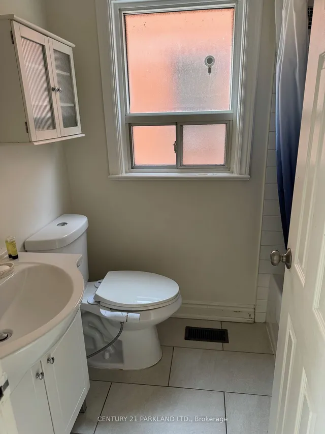 Additional image 7 of 42 Symons St