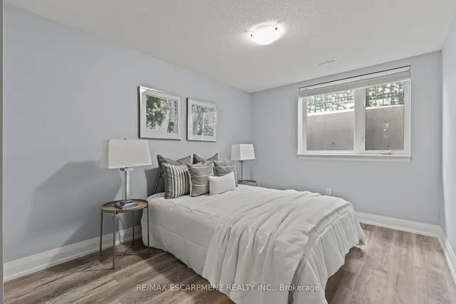 Additional property image - 1200 Main St Unit 102