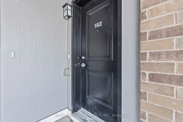 Additional property image - 1200 Main St Unit 102