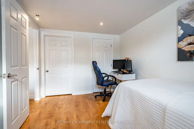 Additional property image - 5286 Woodhaven Dr