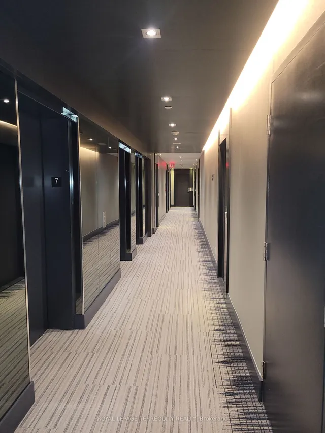 Additional property image - 33 Shore Breeze Dr Unit 701