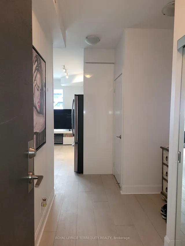 Additional property image - 33 Shore Breeze Dr Unit 701