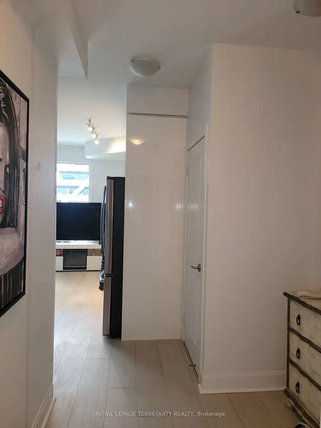 Additional property image - 33 Shore Breeze Dr Unit 701