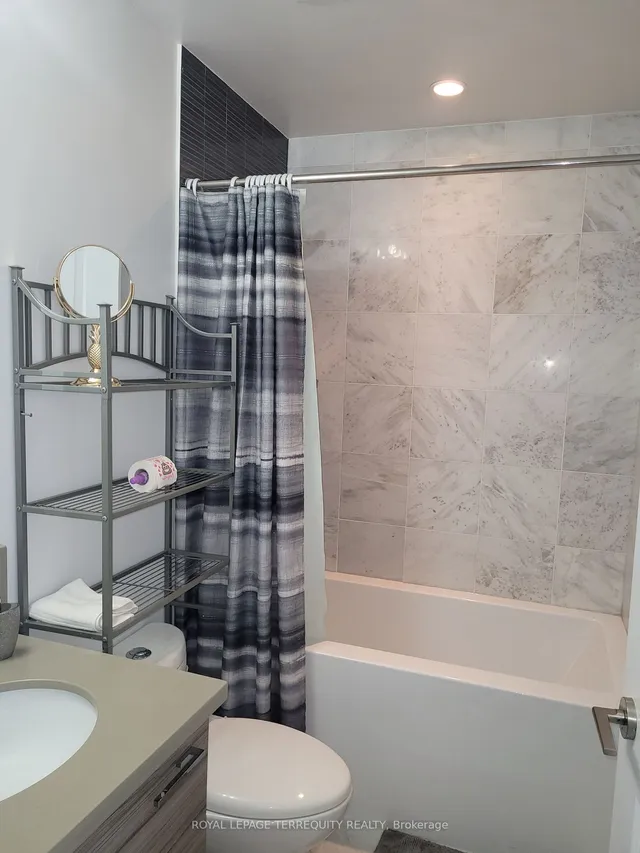 Additional property image - 33 Shore Breeze Dr Unit 701
