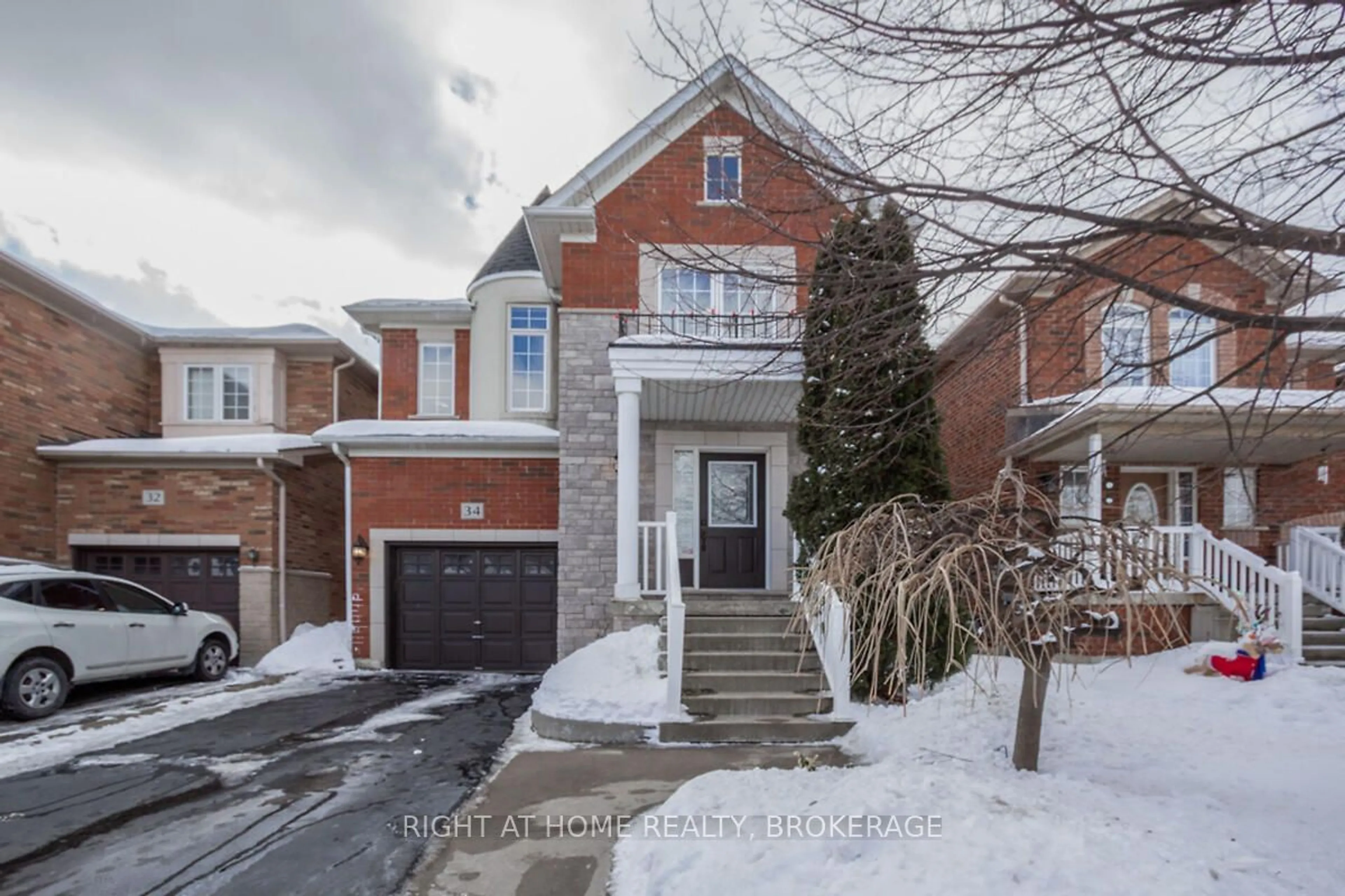 Home with brick exterior material, street for 34 Penbridge Circ, Brampton Ontario L7A 2P9