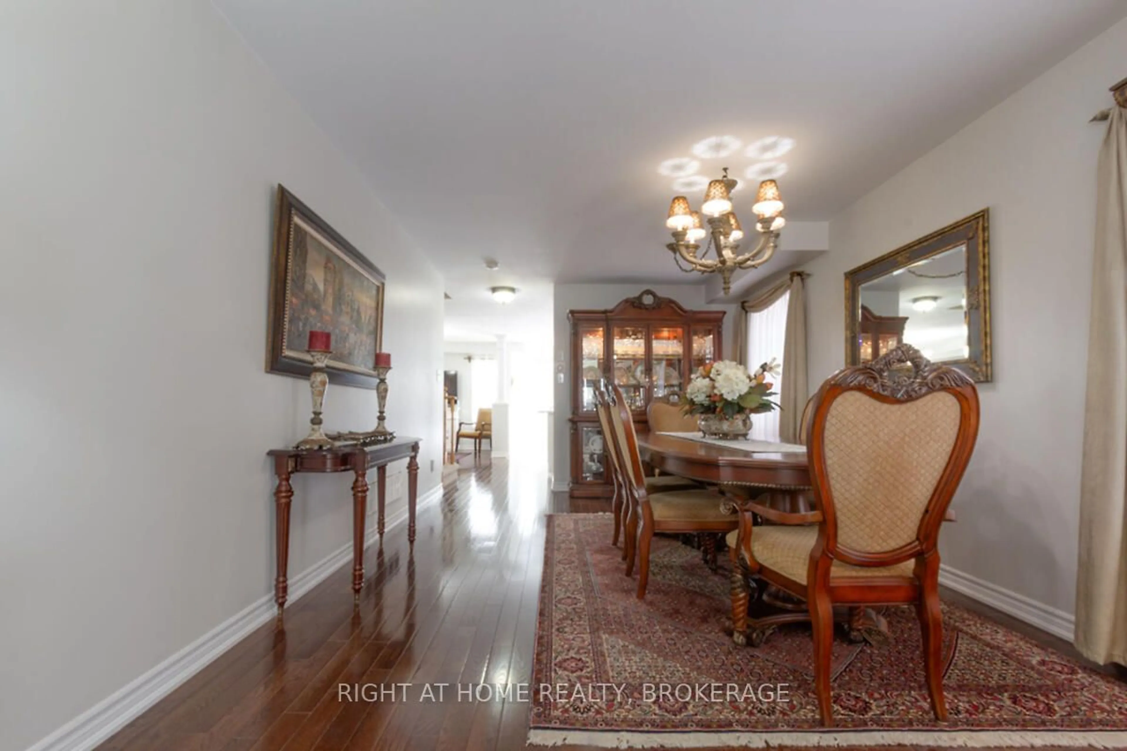 Dining room, wood/laminate floor for 34 Penbridge Circ, Brampton Ontario L7A 2P9