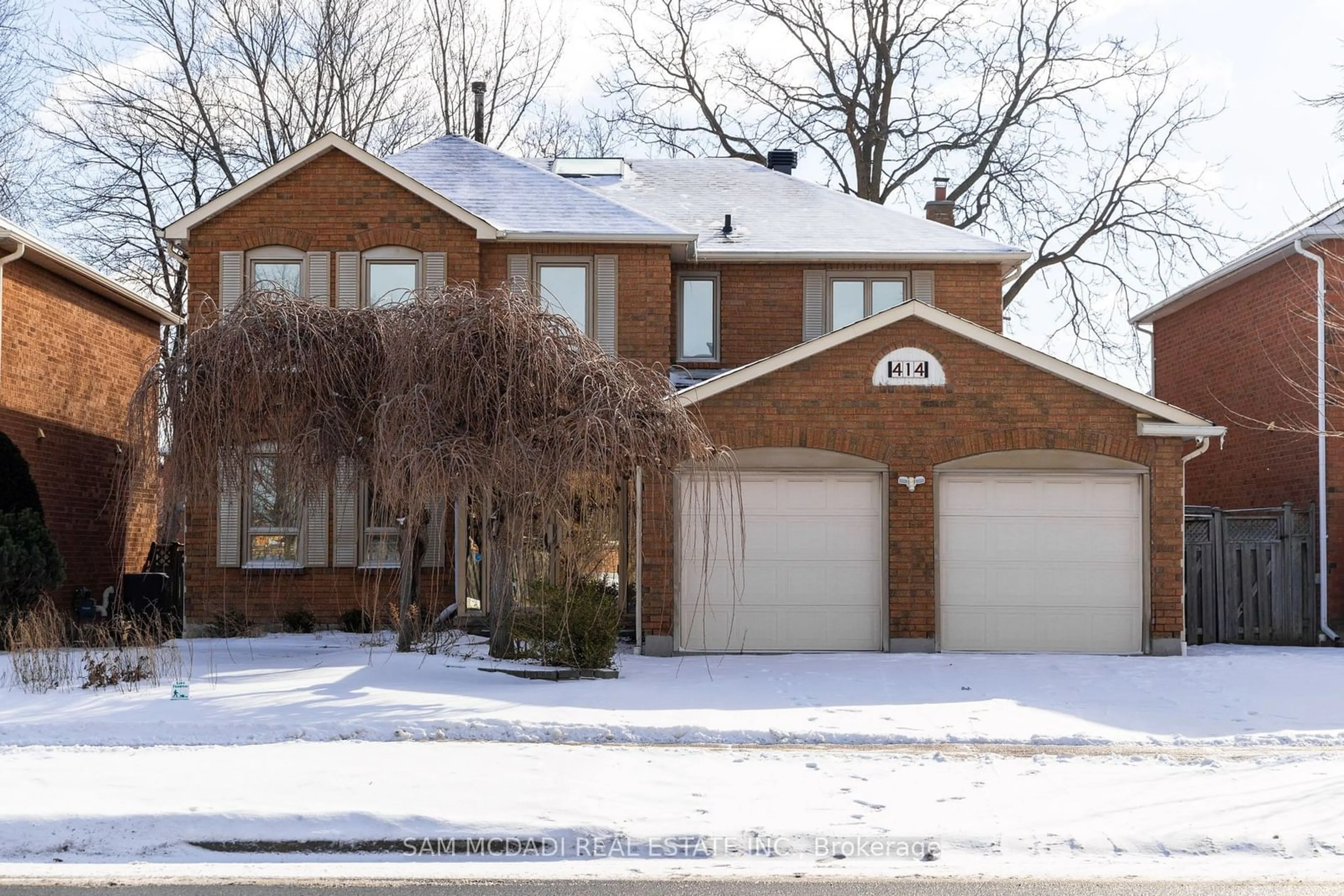 Home with brick exterior material, street for 414 Ceremonial Dr, Mississauga Ontario L5R 2C7