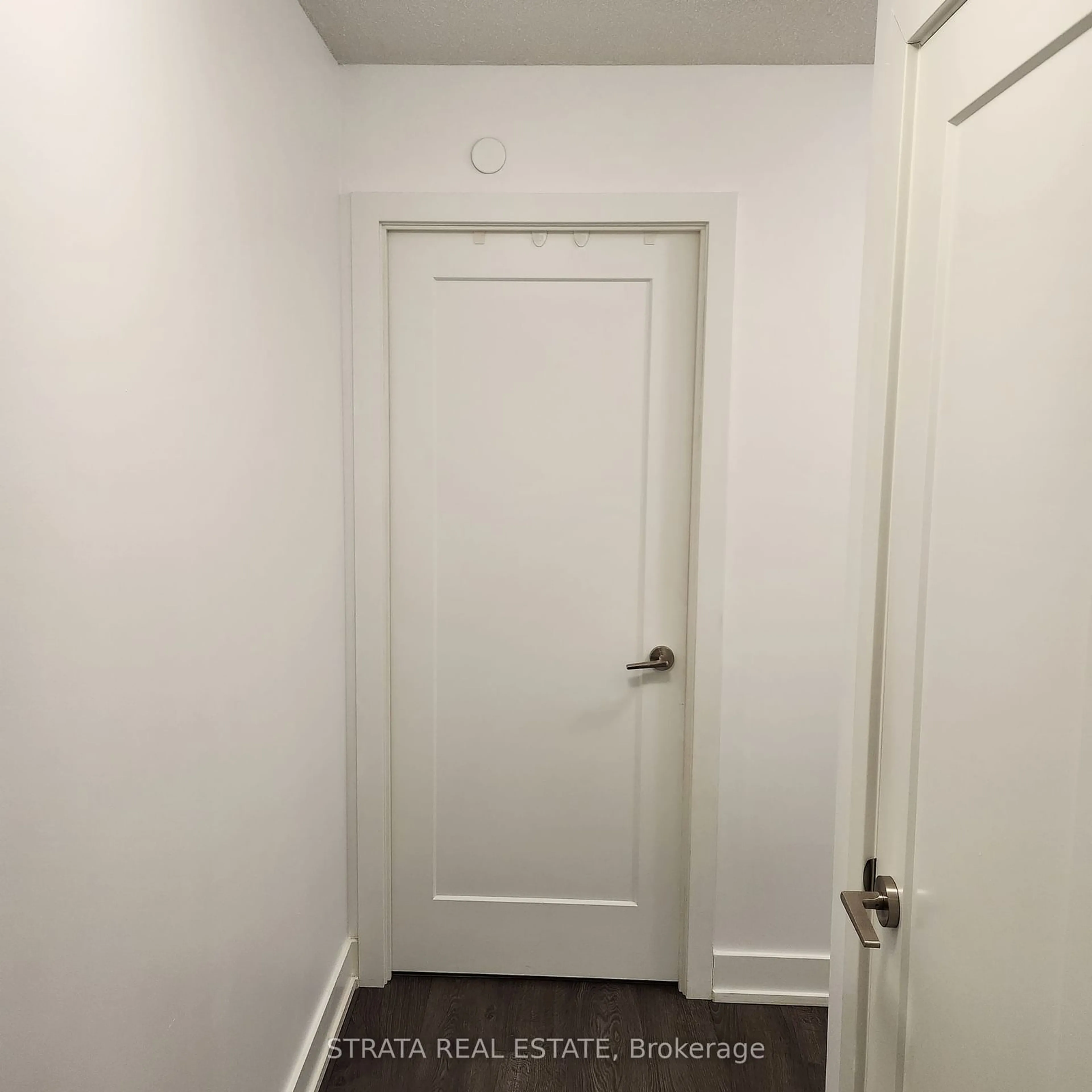 A pic of a room for 7 Mabelle Ave #1606, Toronto Ontario M9A 0C9