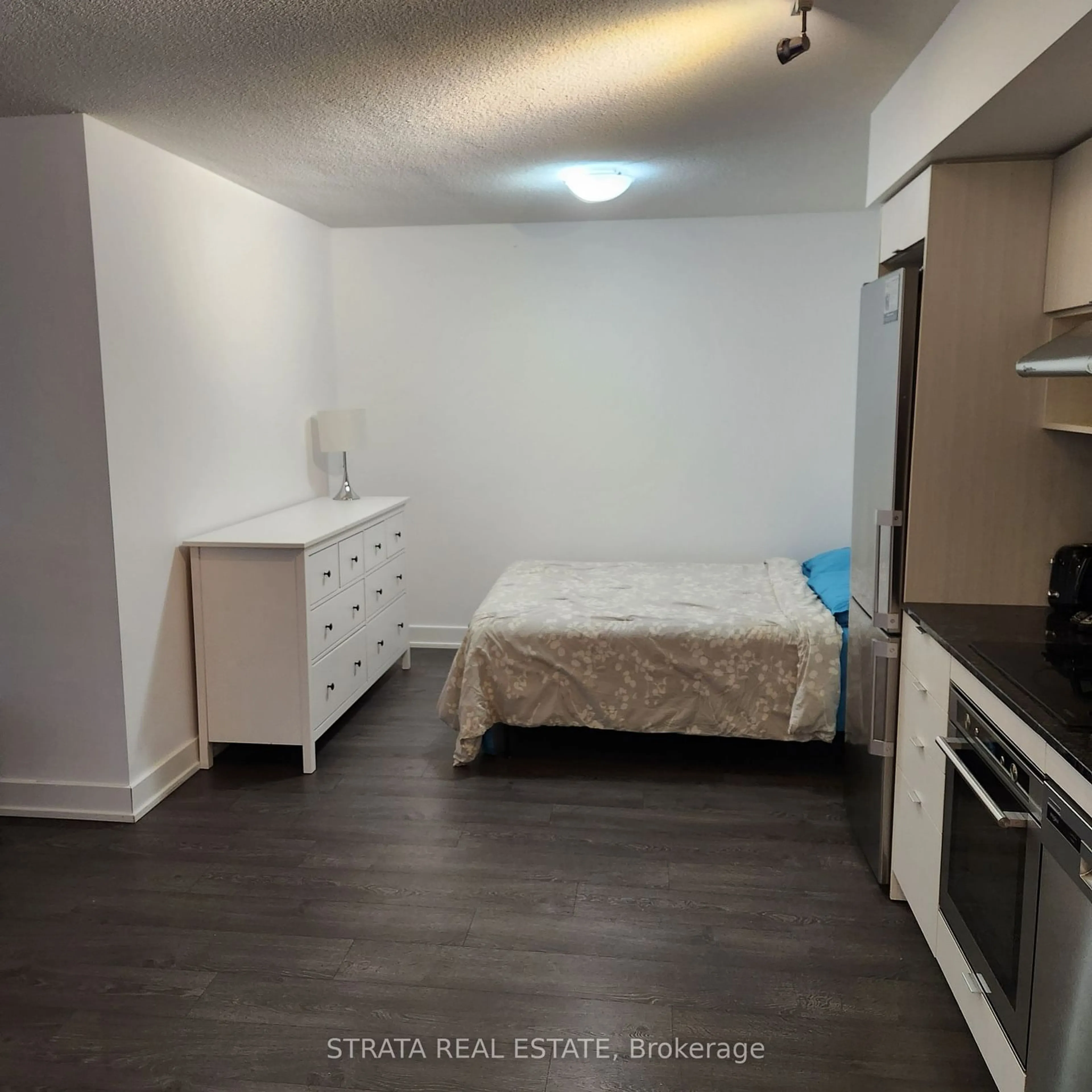 A pic of a room for 7 Mabelle Ave #1606, Toronto Ontario M9A 0C9