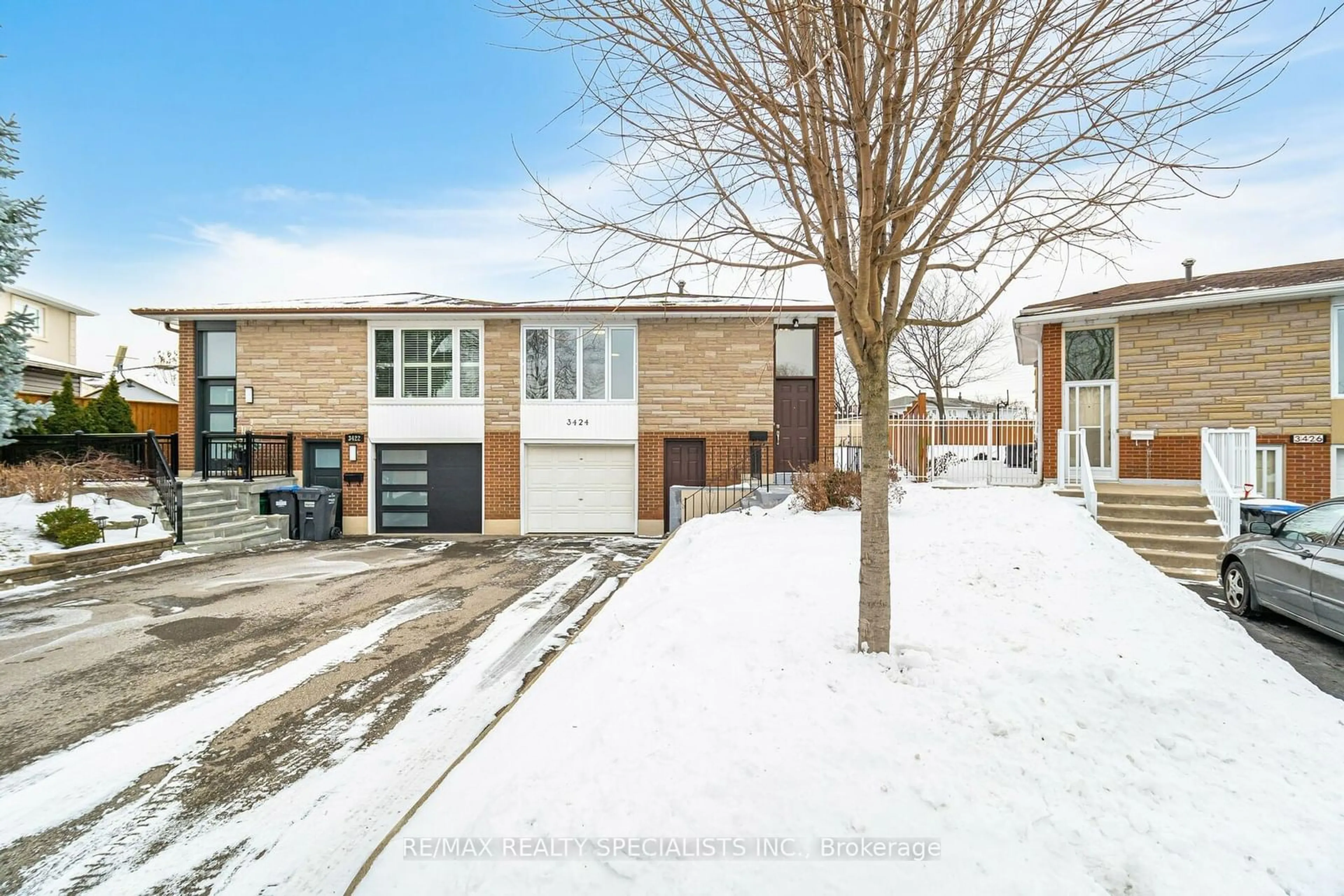 Unknown for 3424 Homark Dr, Mississauga Ontario L4Y 2K7