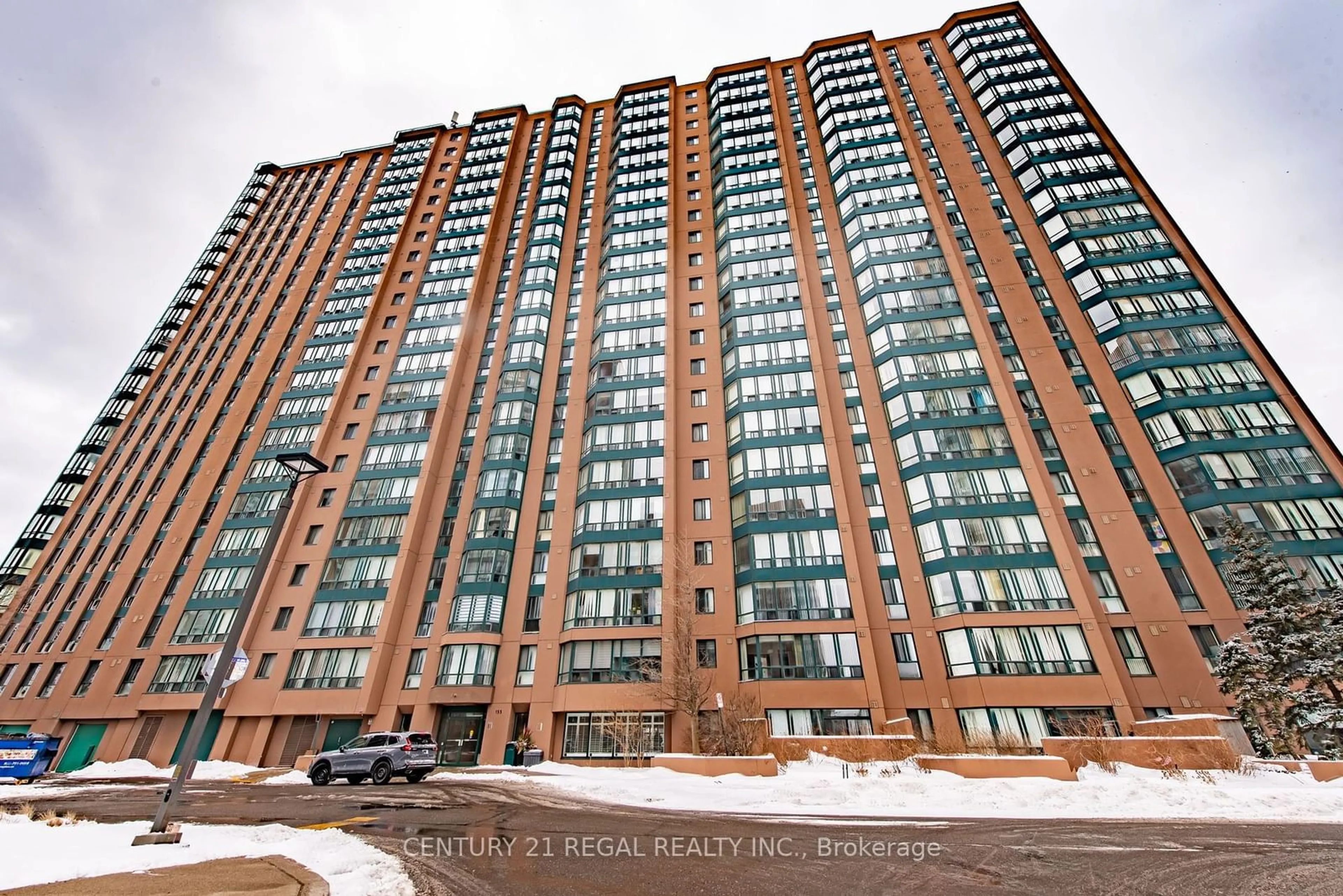 Indoor foyer for 155 Hillcrest Ave #1016, Mississauga Ontario L5B 3Z2