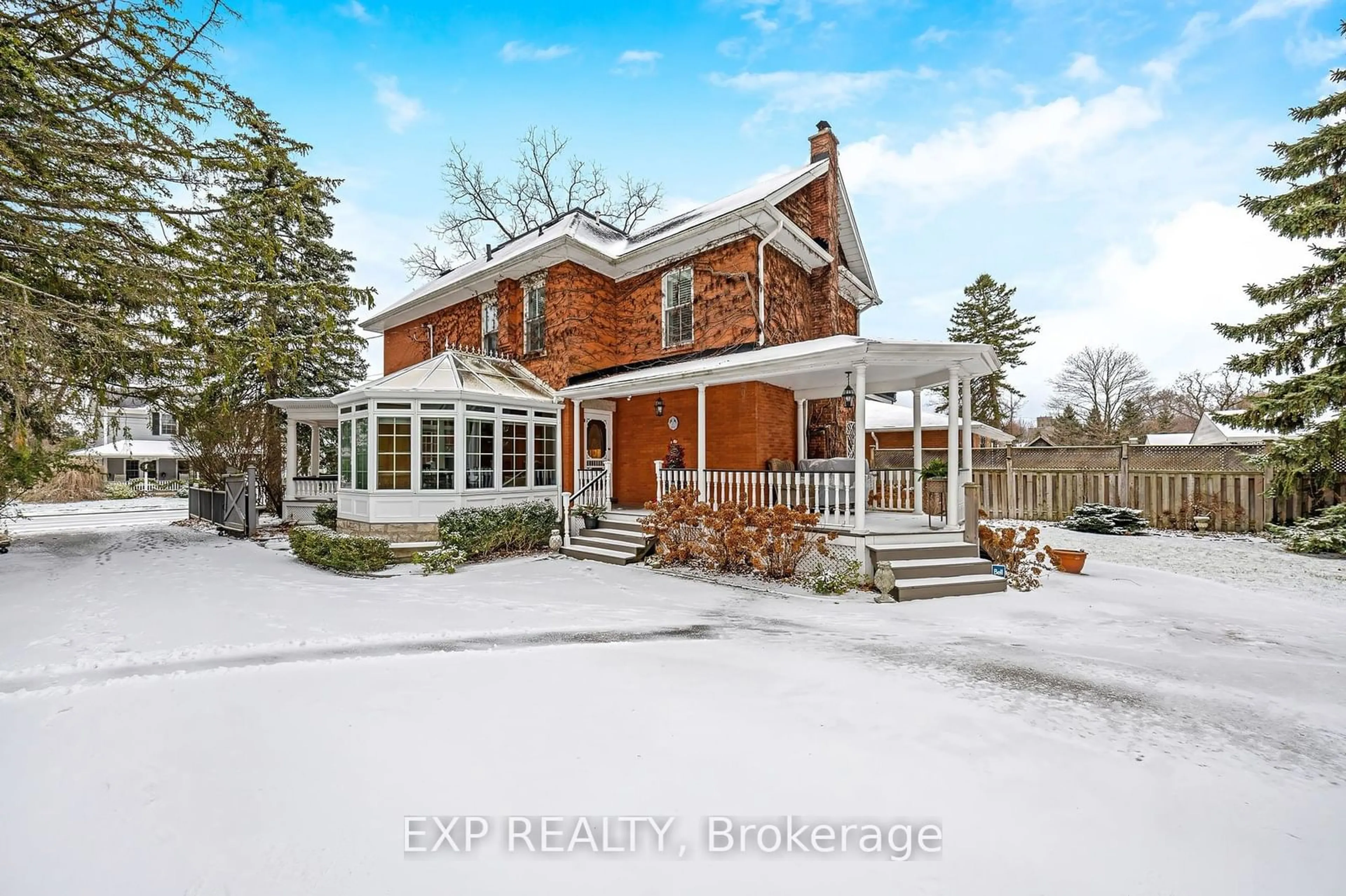 Unknown for 71 Mill St, Milton Ontario L9T 1R8