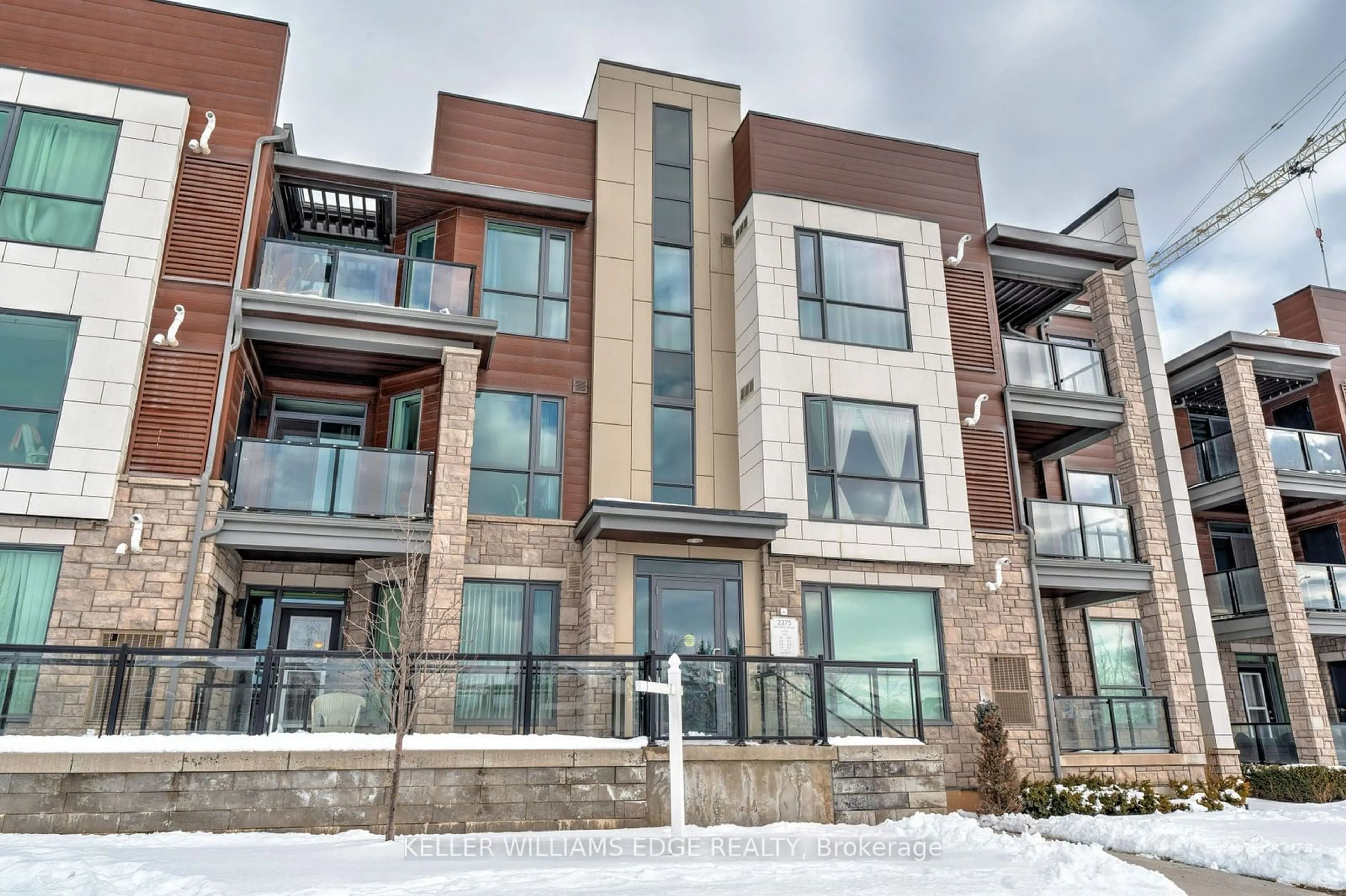 Home with brick exterior material, building for 2375 Bronte Rd #311, Oakville Ontario L6M 1P5