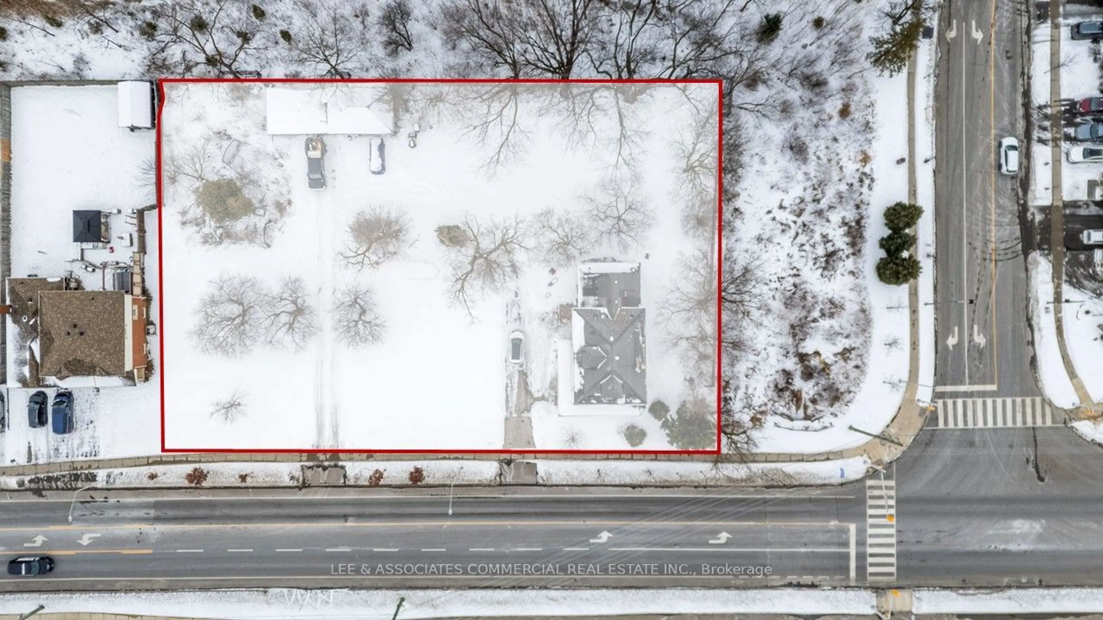 A pic from outside/outdoor area/front of a property/back of a property/a pic from drone, building for 6830 Main St, Milton Ontario L9T 7Z4