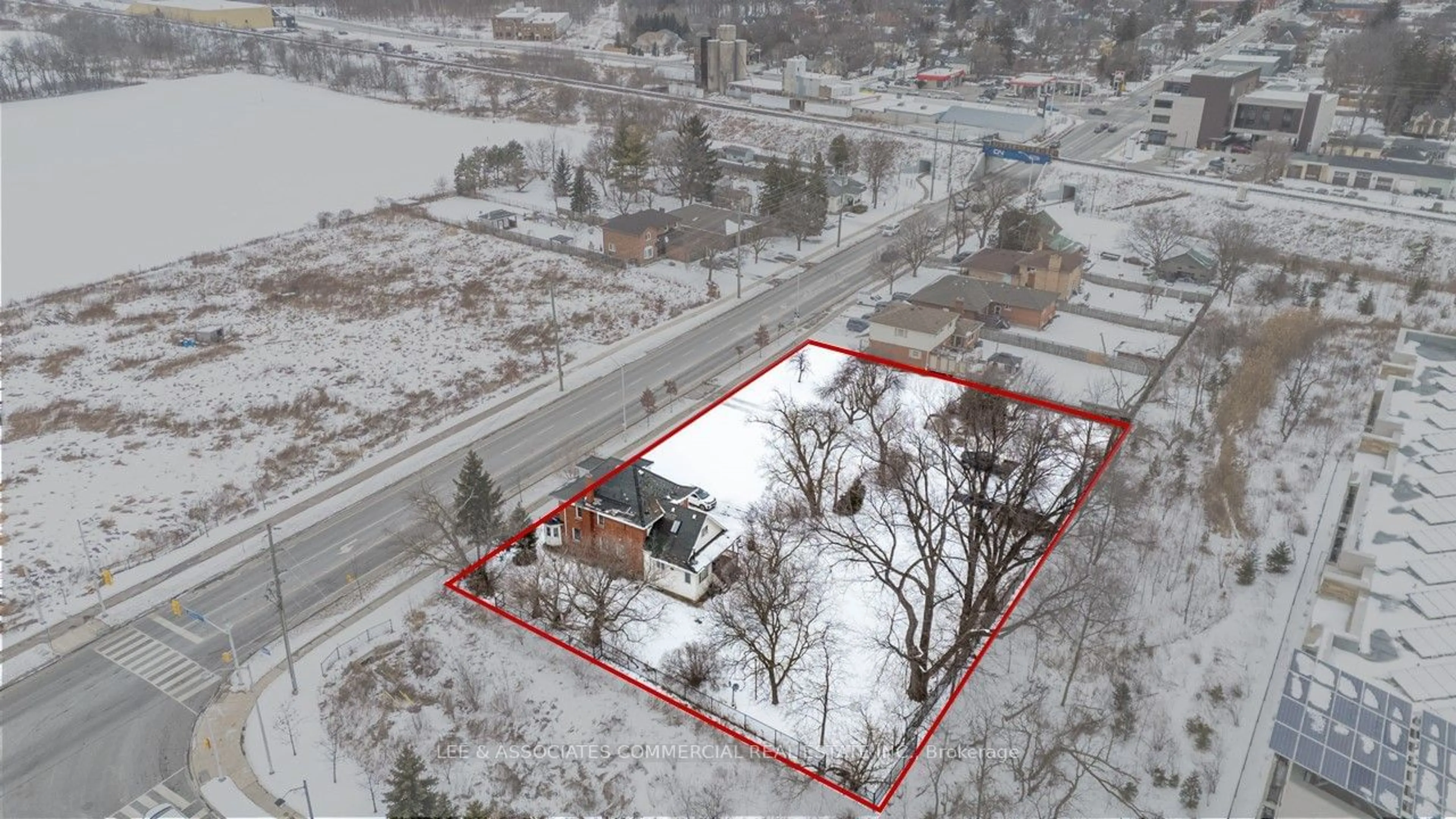 A pic from outside/outdoor area/front of a property/back of a property/a pic from drone, building for 6830 Main St, Milton Ontario L9T 7Z4