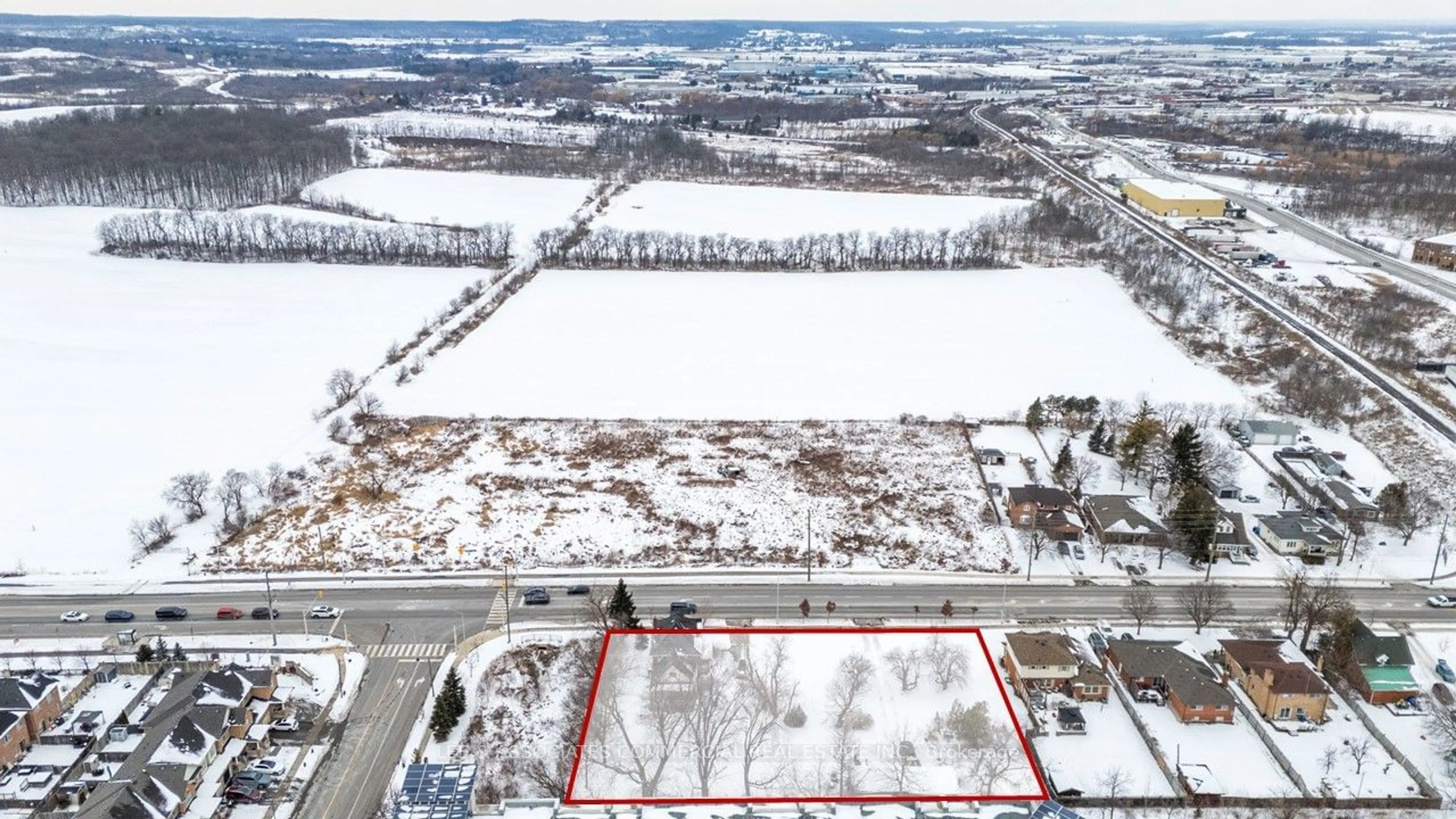 A pic from outside/outdoor area/front of a property/back of a property/a pic from drone, unknown for 6830 Main St, Milton Ontario L9T 7Z4