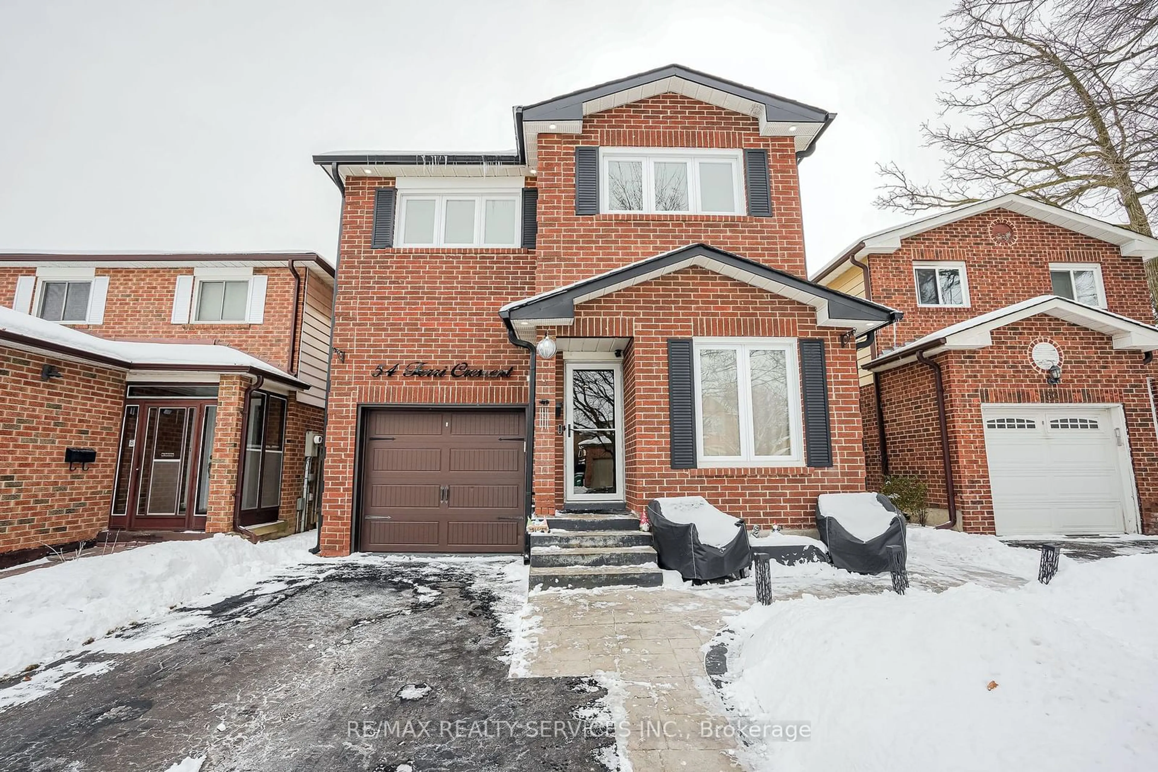 Home with brick exterior material, street for 54 Ferri Cres, Brampton Ontario L6Z 1R9