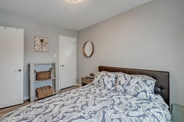 Additional property image - 693 Inverary Rd