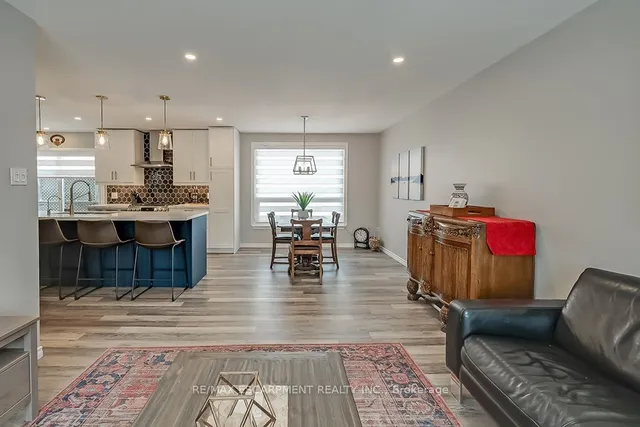 Additional property image - 693 Inverary Rd