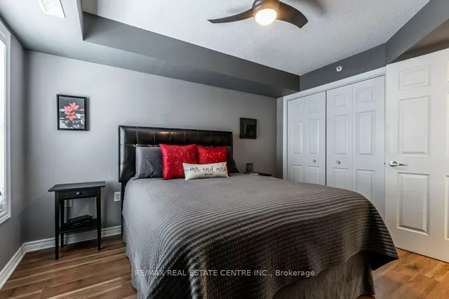 Additional property image - 1360 Main St Unit 409