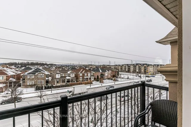 Additional property image - 1360 Main St Unit 409