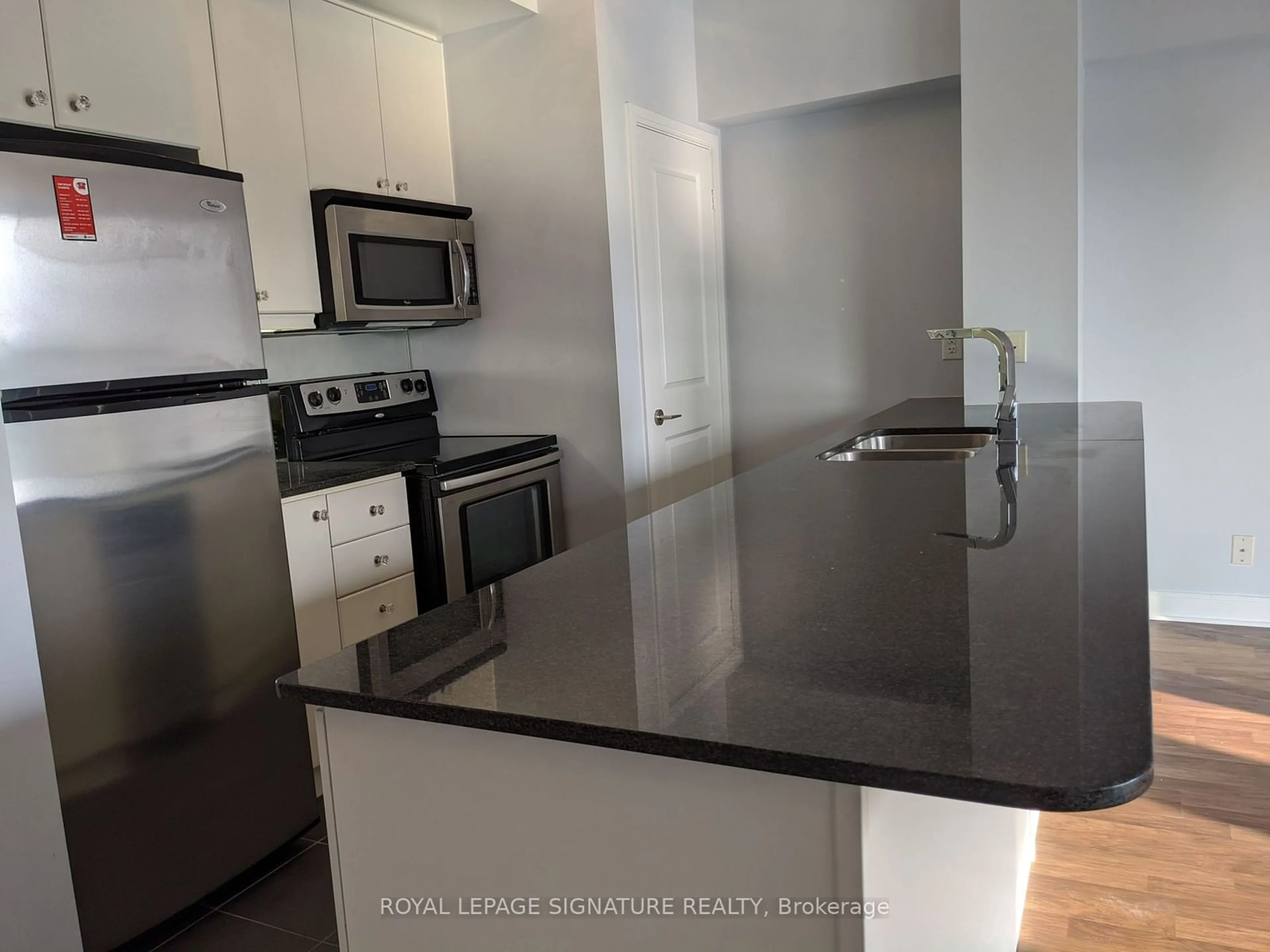 Standard kitchen, unknown for 4033 Hurontario St #315, Mississauga Ontario L4Z 0B8