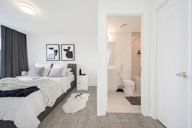 Additional property image - 10 Eva Rd Unit 1006