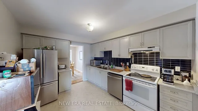 Additional property image - 17 Caruso Dr