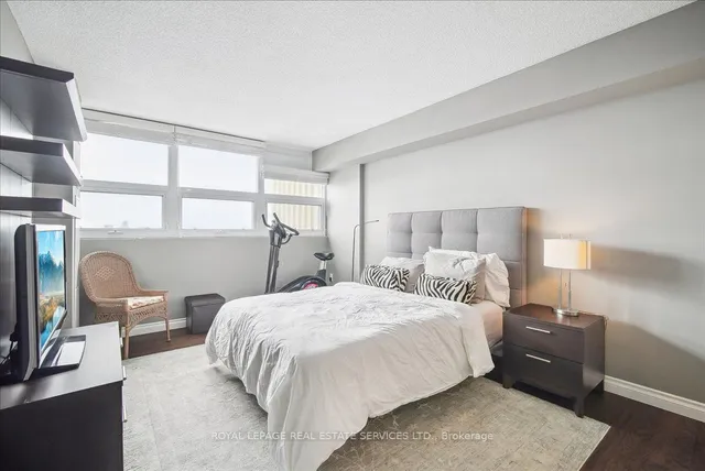 Additional property image - 8 Lisa St Unit 1707