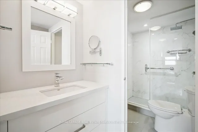Additional property image - 8 Lisa St Unit 1707