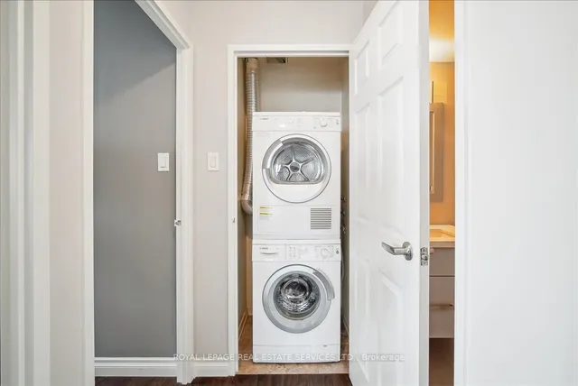 Additional property image - 8 Lisa St Unit 1707