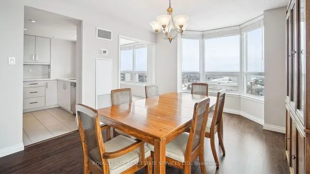 Additional property image - 8 Lisa St Unit 1707