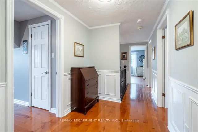 Additional property image - 3300 Lakeshore Rd