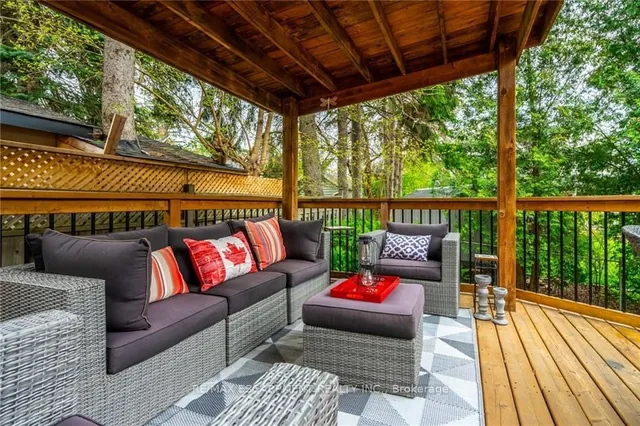 Additional property image - 3300 Lakeshore Rd