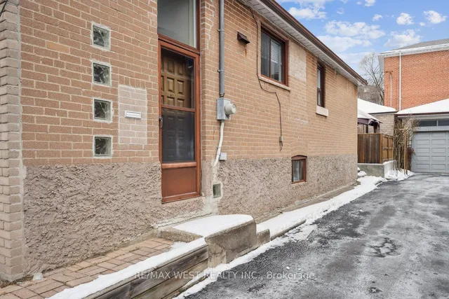 Additional property image - 555 Silverthorn Ave