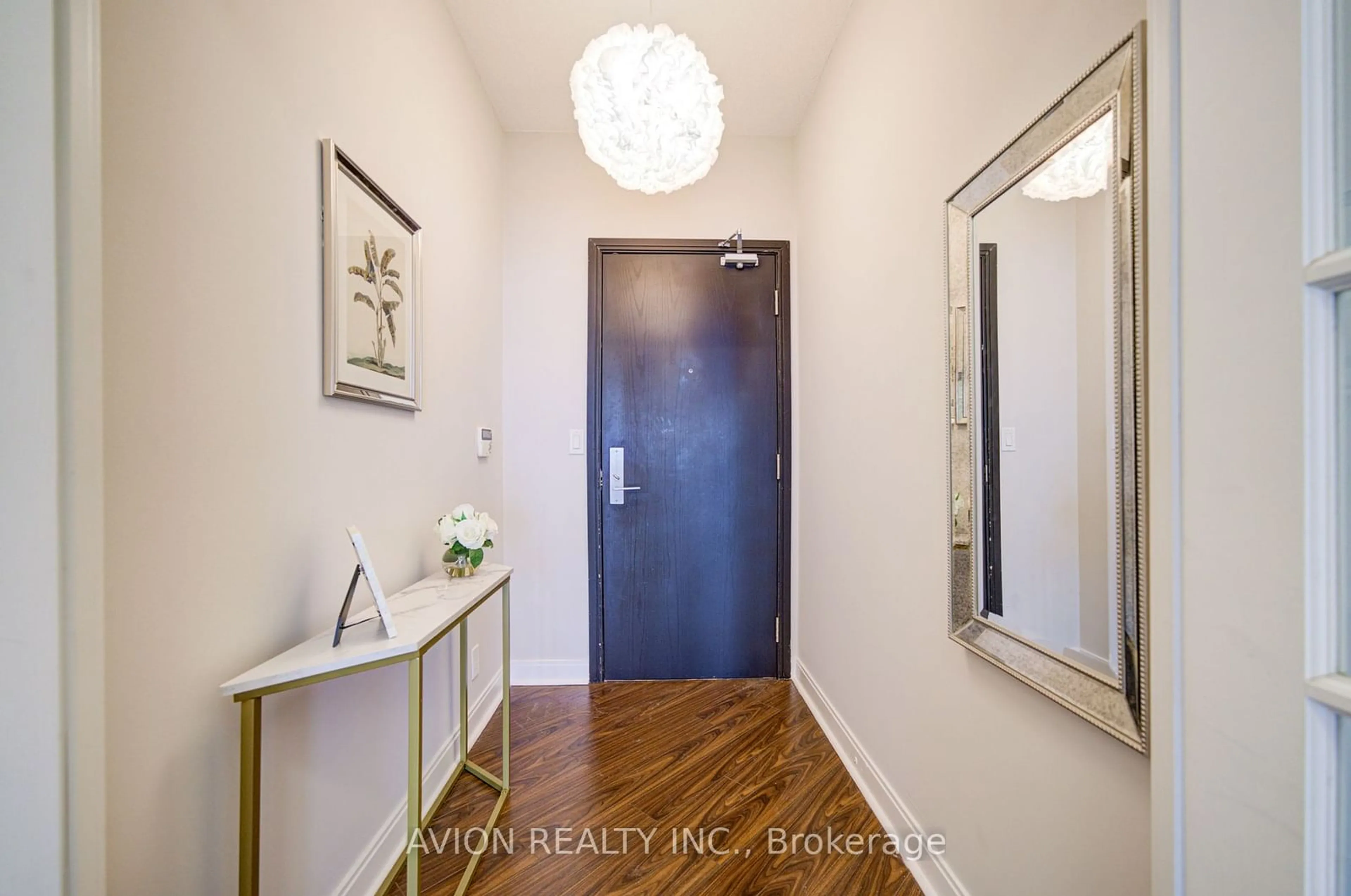 Indoor entryway for 70 Absolute Ave #1506, Mississauga Ontario L4Z 0A4