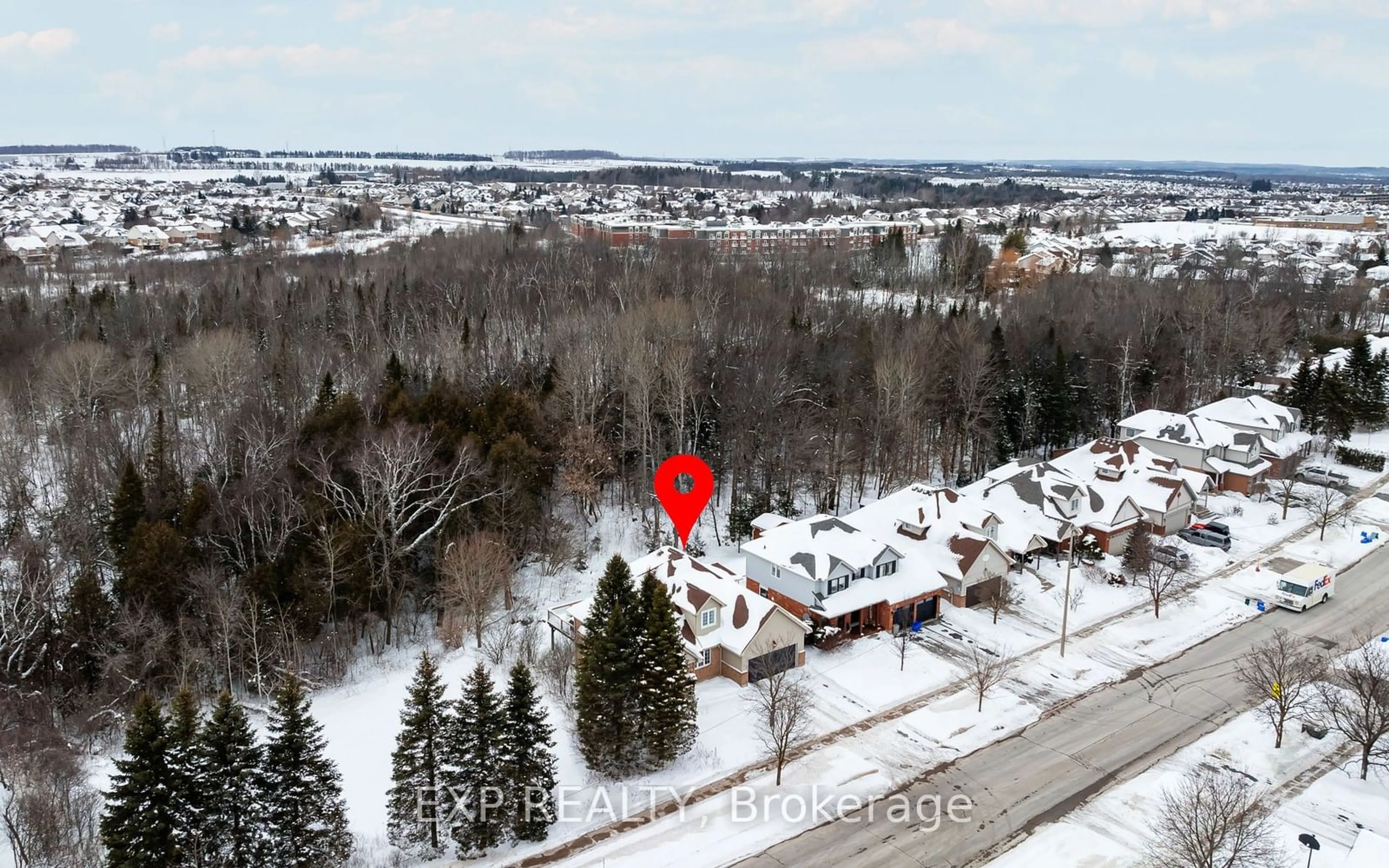 A pic from outside/outdoor area/front of a property/back of a property/a pic from drone, street for 19 Alder St, Orangeville Ontario L9W 5A3