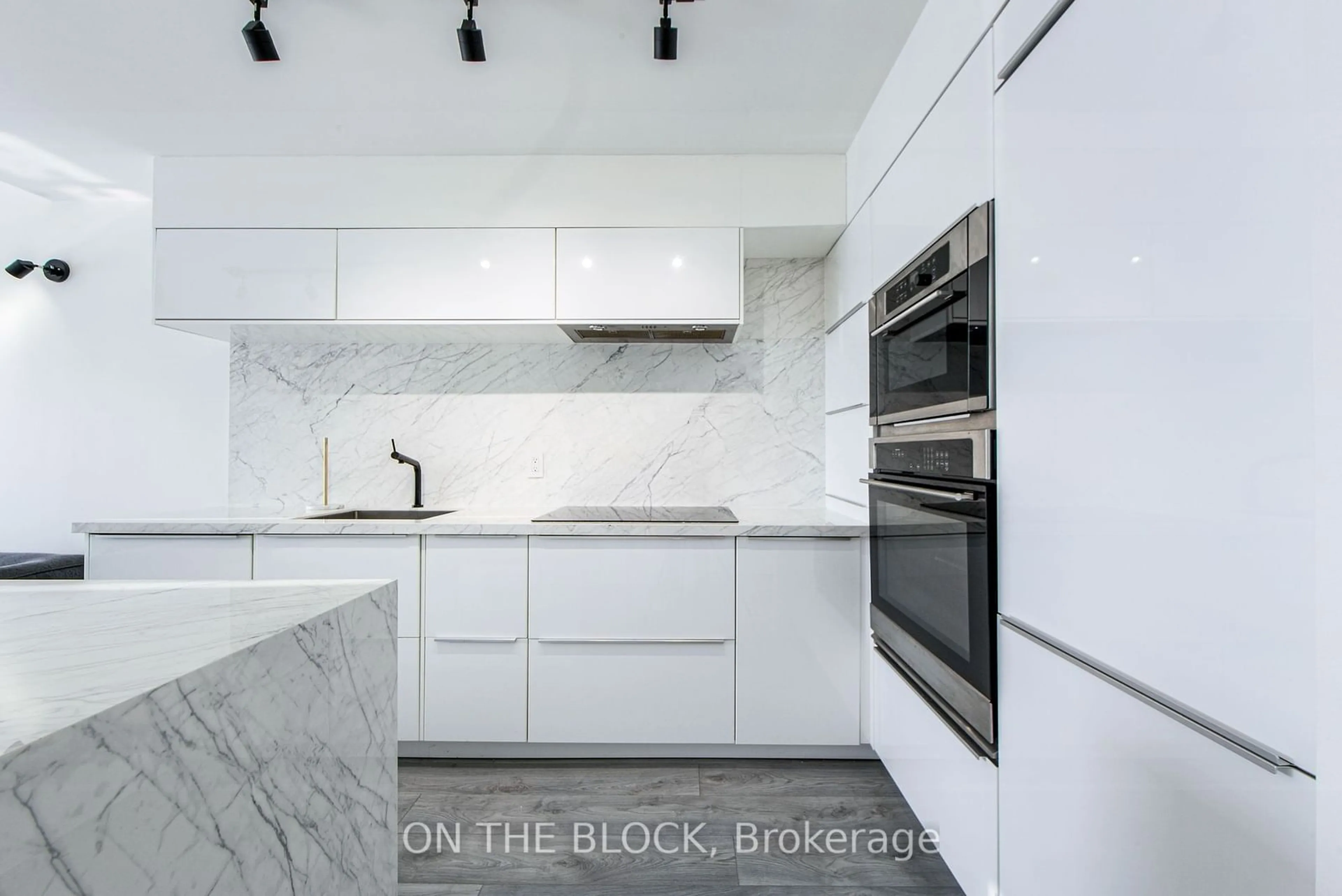 Contemporary kitchen, ceramic/tile floor for 250 Manitoba St #732, Toronto Ontario M8Y 4G8