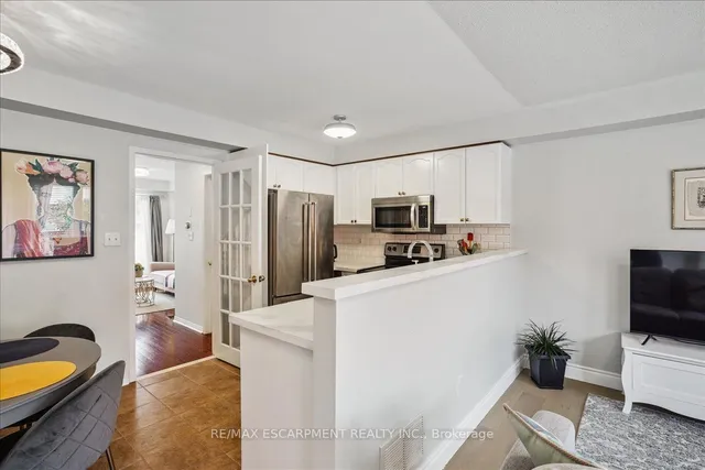 Additional property image - 2403 Emerson Dr