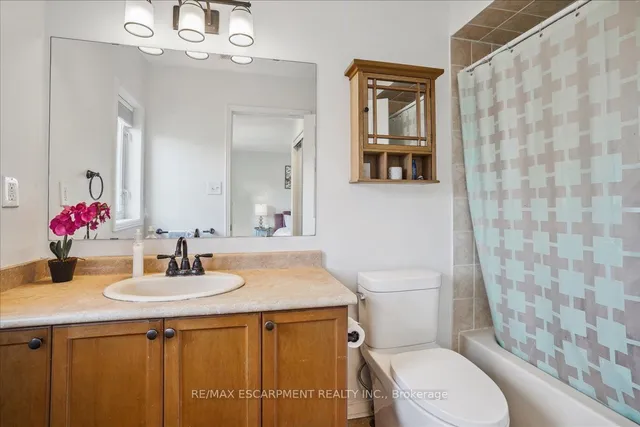 Additional property image - 2403 Emerson Dr