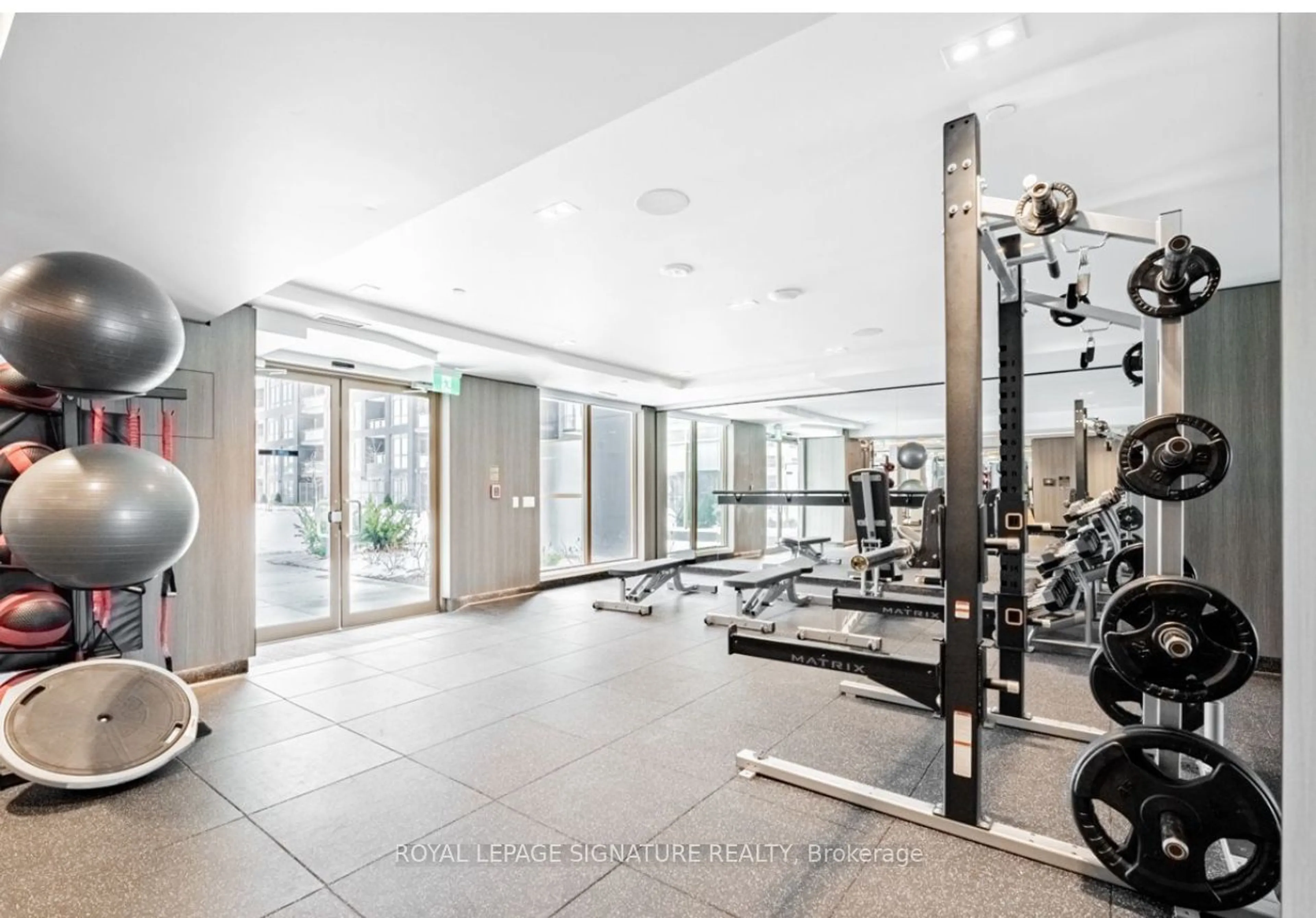 Gym or fitness room for 2333 Khalsa Gate #610, Oakville Ontario L6M 5R6