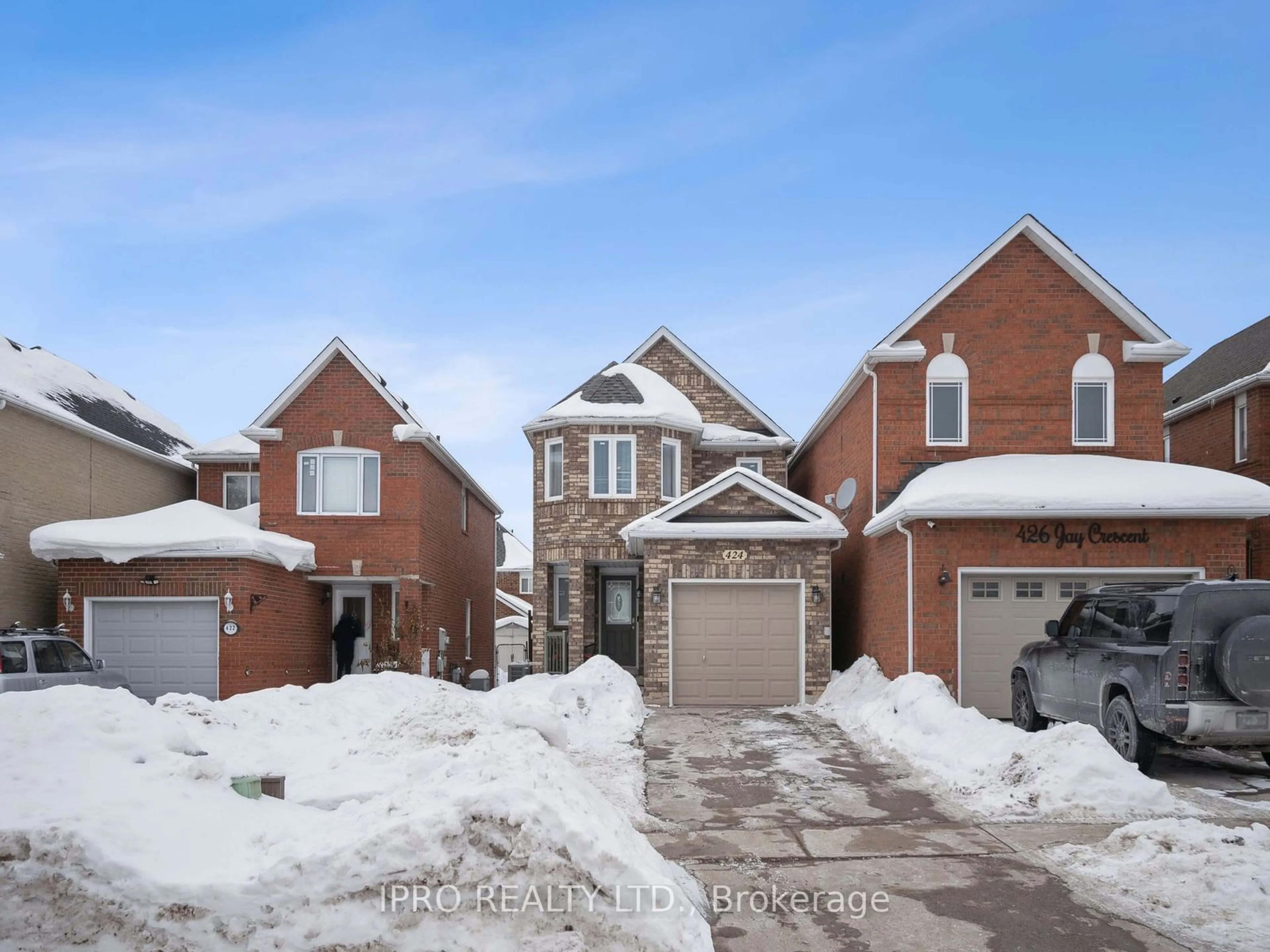 Home with brick exterior material, street for 424 Jay Cres, Orangeville Ontario L9W 4Z2