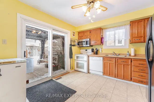 Additional property image - 28 Traverston Crt