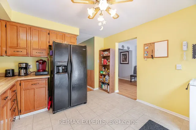 Additional property image - 28 Traverston Crt