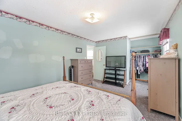 Additional property image - 28 Traverston Crt
