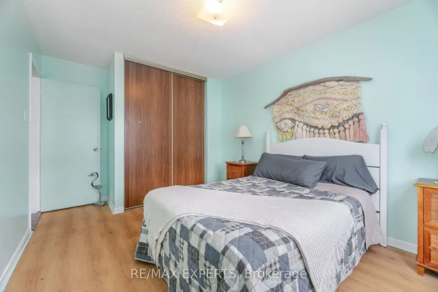 Additional property image - 28 Traverston Crt