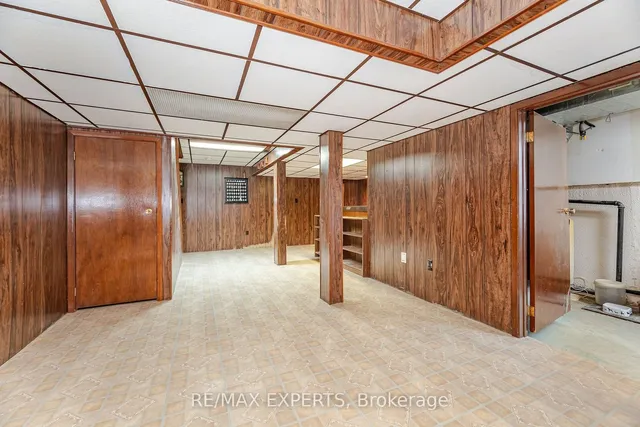 Additional property image - 28 Traverston Crt