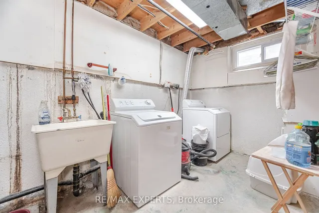 Additional property image - 28 Traverston Crt