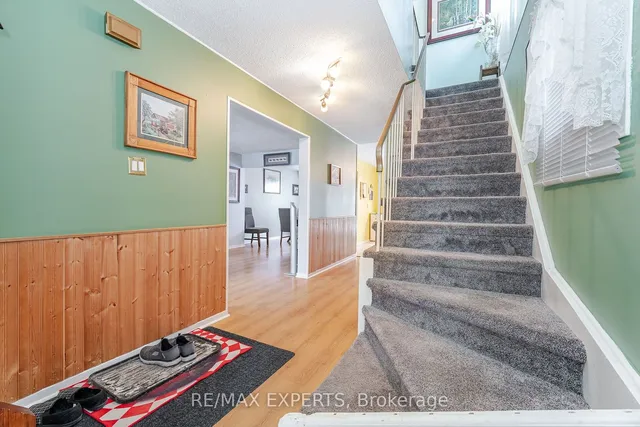 Additional property image - 28 Traverston Crt